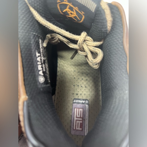 ARIAT Women’s Terrain Boot Taupe Brown Leather Outdoor Riding 10004132 Size 9B - Picture 12 of 12